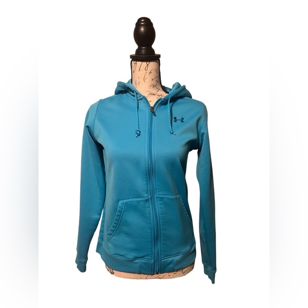 Women’s Under Armour Zip Up Hoodie. Size Medium. Blue.